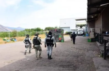 ¡Cobraban bajo amenaza! Caen tres por extorsionar a 57 transportistas en Morelia