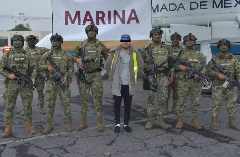 ¡Cae pesado del contrabando! Atrapan a exmilitar que lideraba enorme red de huachicol fiscal