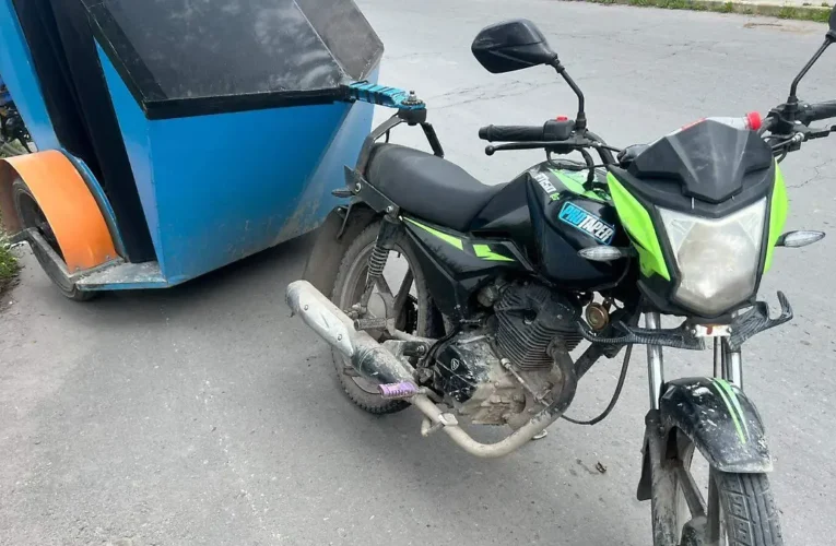 Fuerte persecución policial desarticula robo: detienen a motorratones en Toluca